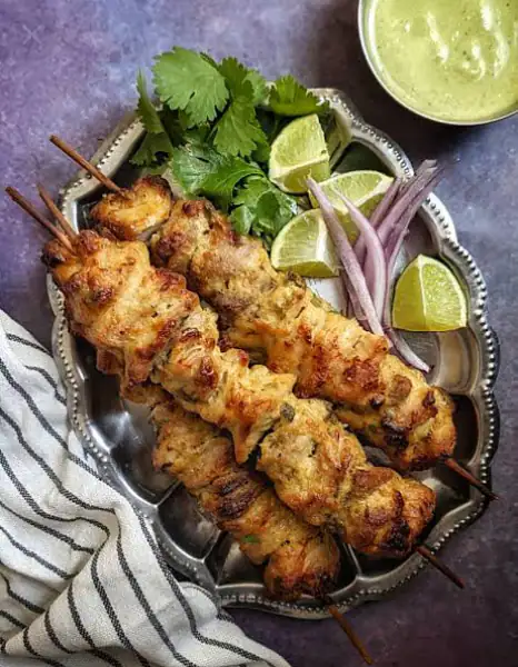 Boneless Chicken Reshmi Kabab (10 Pcs)