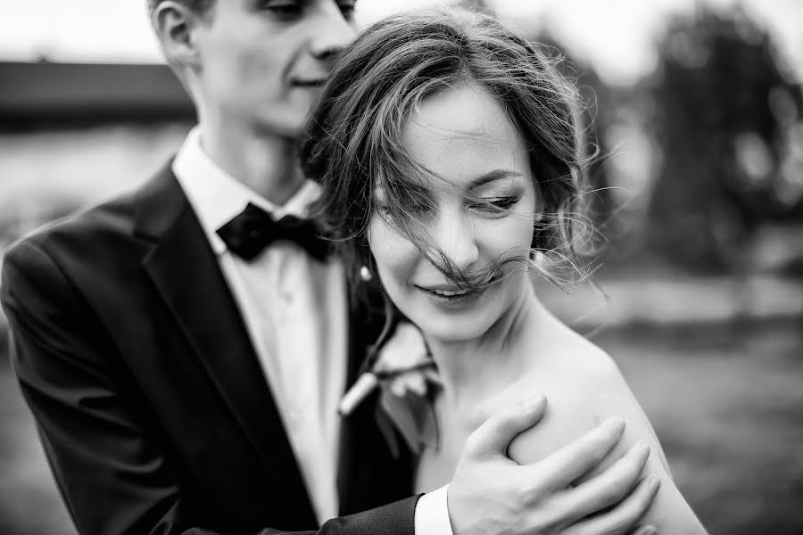 結婚式の写真家Lyubov Chulyaeva (luba)。2016 10月30日の写真