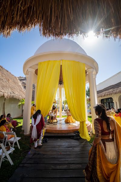 Fotógrafo de casamento Cristian Rada (filmsartstudio). Foto de 17 de fevereiro 2023