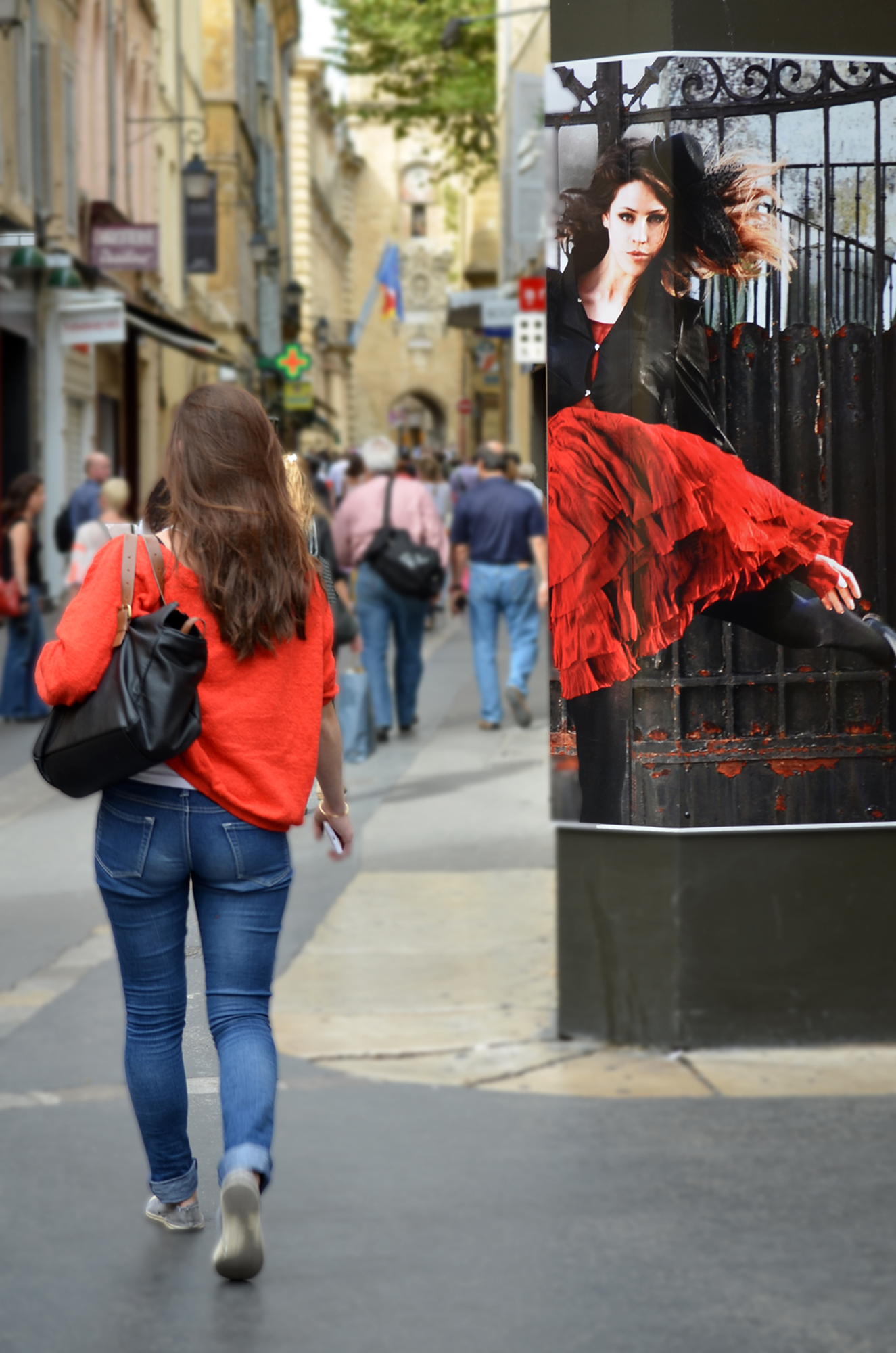 donne in rosso di Elisabetta Castellano