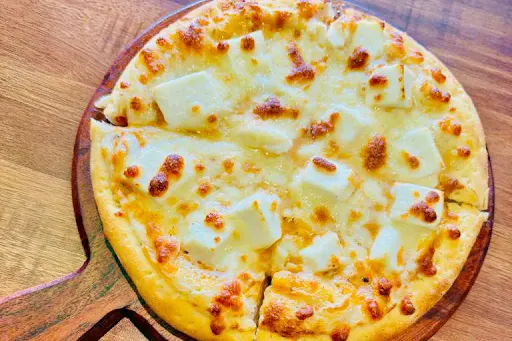 Cheese And Paneer Pizza