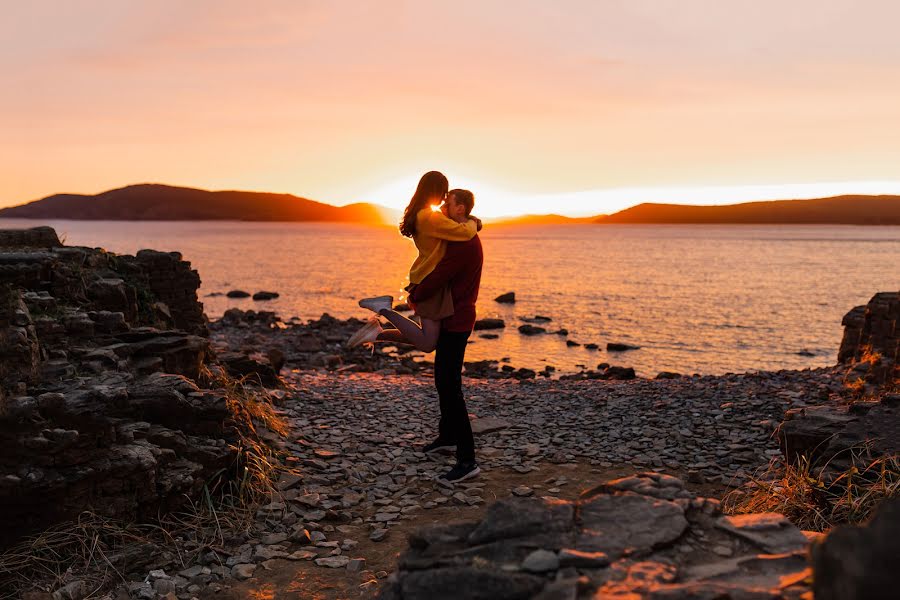 Fotógrafo de casamento Anastasiya Esaulenko (esaul52669). Foto de 2 de outubro 2019