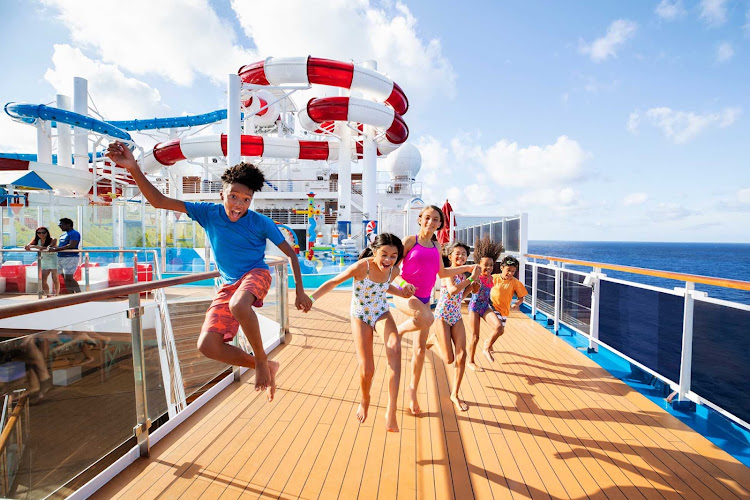      Kids will love the splish and splash of the Waterworks on the Lido deck of Carnival Horizon. 