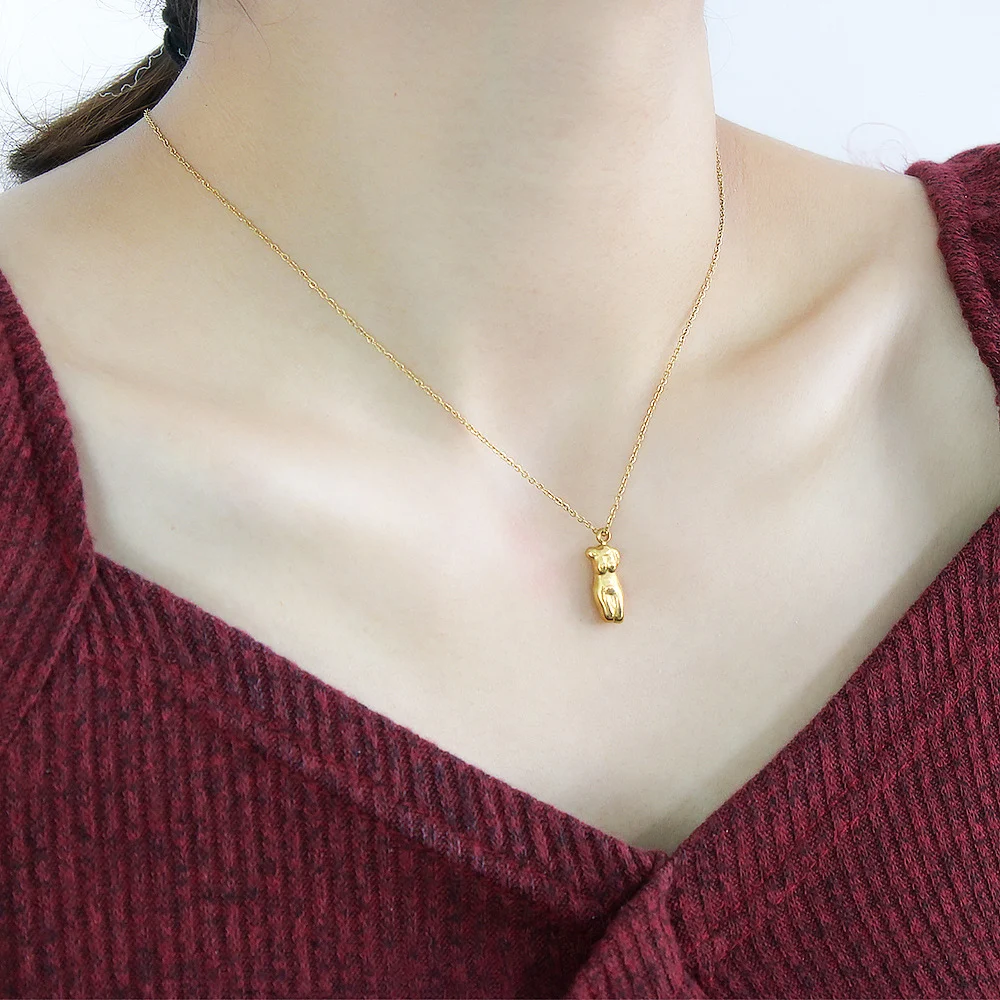 Title 4, Collar con colgante de cuerpo de mujer abstract...