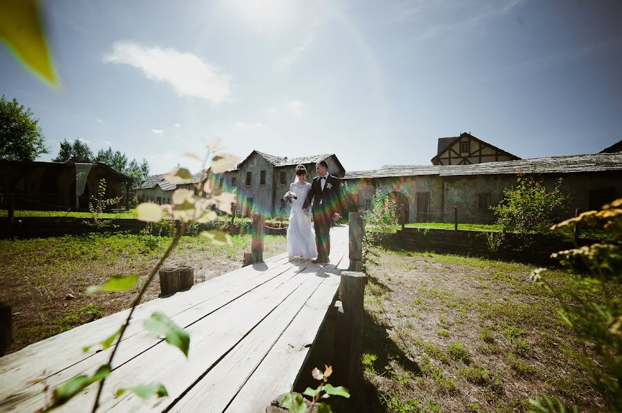 Fotógrafo de casamento Marina Subbotina (subbotinamarina). Foto de 13 de outubro 2015