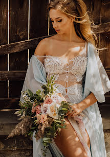 Wedding photographer Yulya Kamenskaya (myjuly). Photo of 5 February 2019