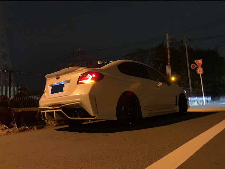 WRX STIのクールレーシング・WRX STI・クリアワールド・テール交換・家賃値上げに関するカスタム事例の投稿画像3枚目