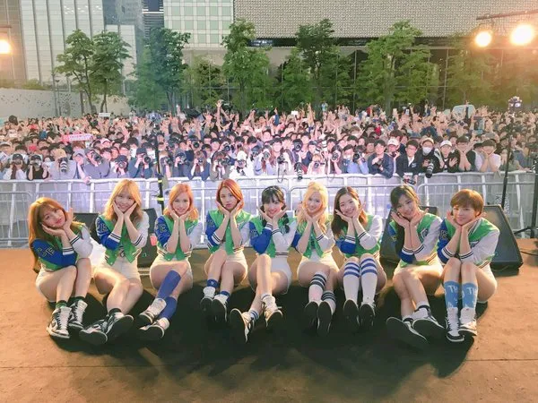 「TWICE新メンバー」のメインビジュアル