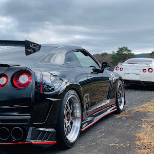 NISSAN GT-R R35