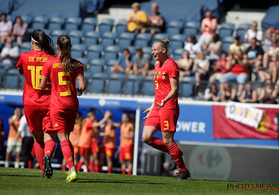 Ella Van Kerkhoven tankt vertrouwen met hattrick tegen Thailand: "Toen was ik ook een beetje verbaasd"