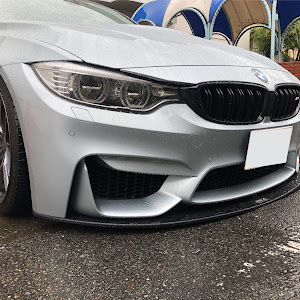 M4 クーペ F82