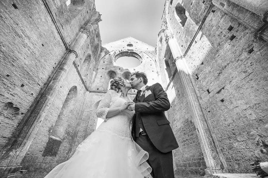 Wedding photographer Laura Caini (lauracaini). Photo of 10 November 2017