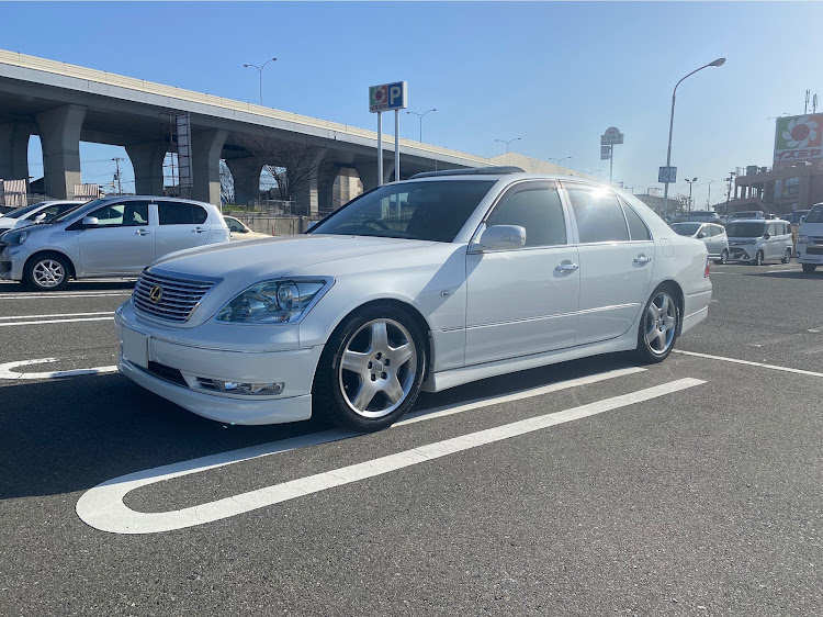 セルシオのセルシオ31後期・レクサスLS430・セダン好きと繋がりたい・ホイール交換しましたに関するカスタム事例の投稿画像1枚目