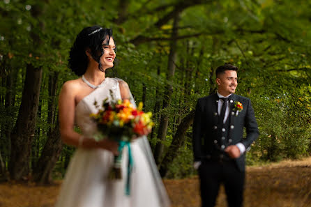 Fotógrafo de casamento Ionut Fechete (fecheteionut). Foto de 13 de outubro 2023