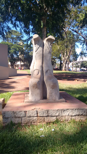 Estátua Praça do Caló