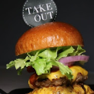 TakeOut Burger & Cafe