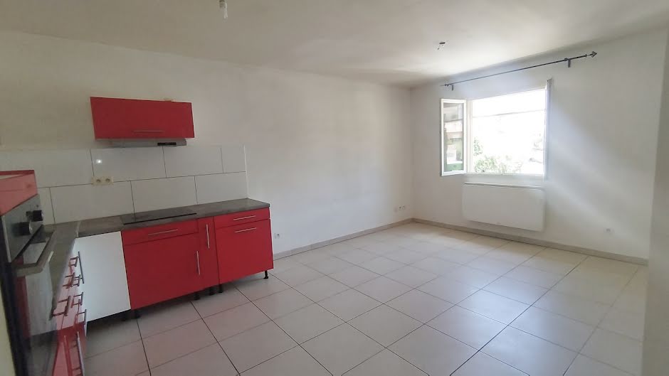 Vente appartement 2 pièces 37 m² à Peypin (13124), 155 000 €