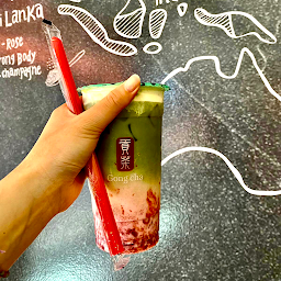 Milkfoam Matcha Strawberry Milk Tea w/ Strawberry Heart Jelly