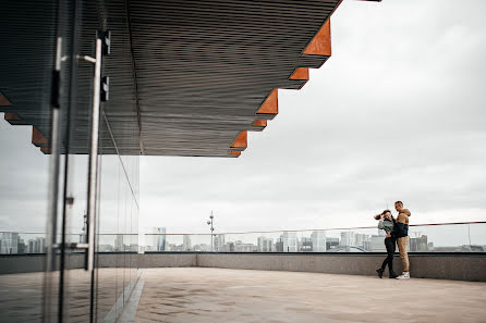 Photographe de mariage Vladimir Lesnikov (lesnikov). Photo du 20 septembre 2021