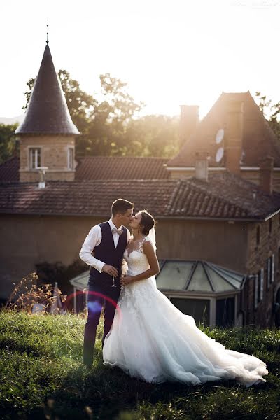 Fotografo di matrimoni Elise Julliard (elisejulliard). Foto del 8 aprile 2019