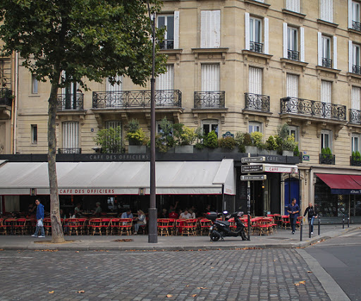 Wine and dine in Eiffel Tower