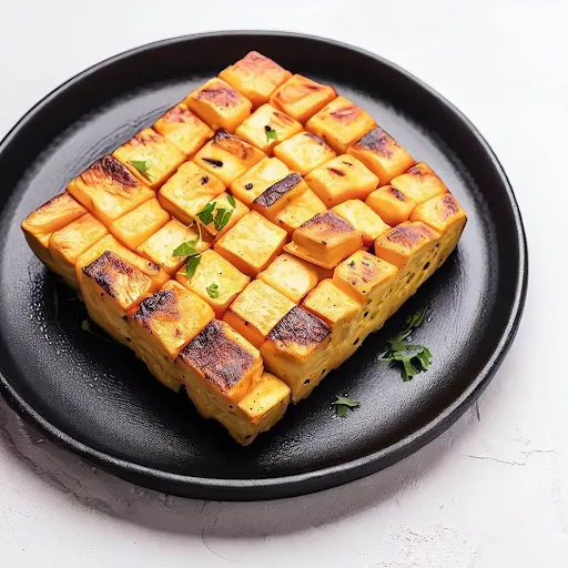 Schezwan Paneer Bread Omelette