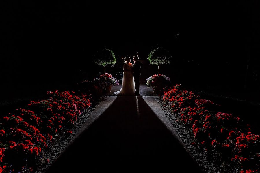 Fotógrafo de bodas Aleksandr In (talexpix). Foto del 3 de octubre 2019