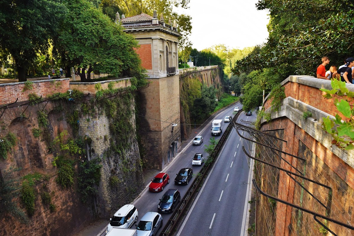 Roma. La dolce vita? Римские картинки (с Аппиевой дорогой, акведуками и пляжем)