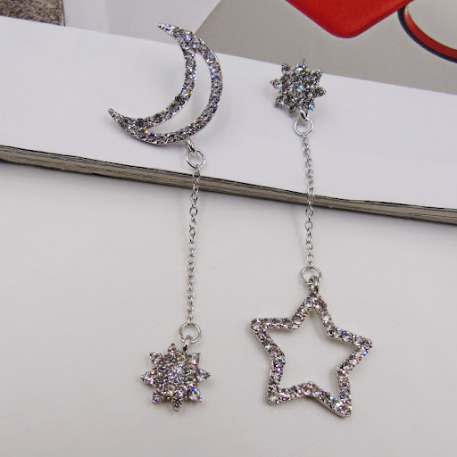 Title 1, Long tassel star moon earrings for women, a sty...