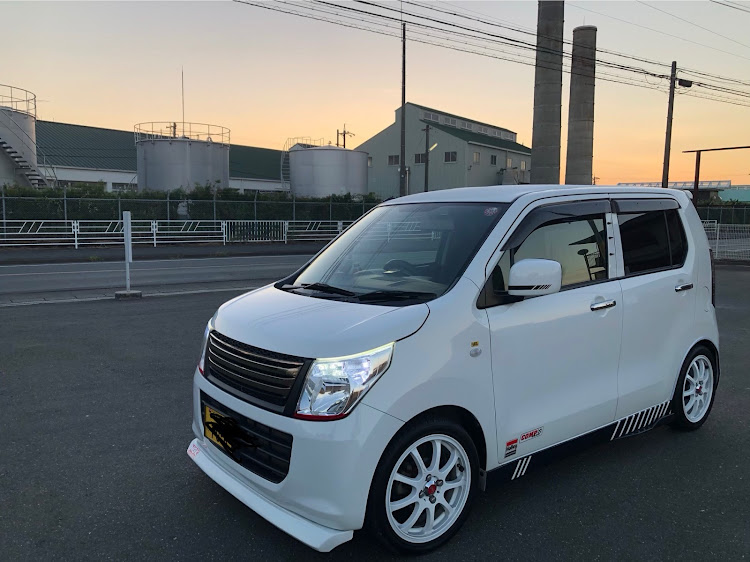ワゴンRのCARTUNE運動会・台風に気をつけて下さいに関するカスタム事例の投稿画像1枚目