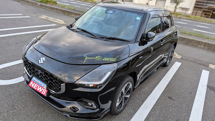 スイフトの新車・新車契約・納車・スズキ・スイフトに関するカスタム事例の投稿画像1枚目