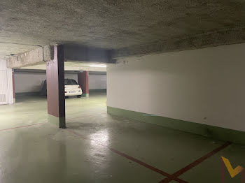 parking à Neuilly-Plaisance (93)