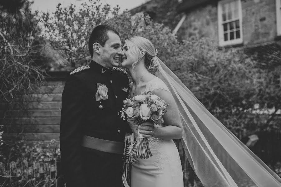 Wedding photographer Emily Rose (emilyrosehphoto). Photo of 2 July 2019