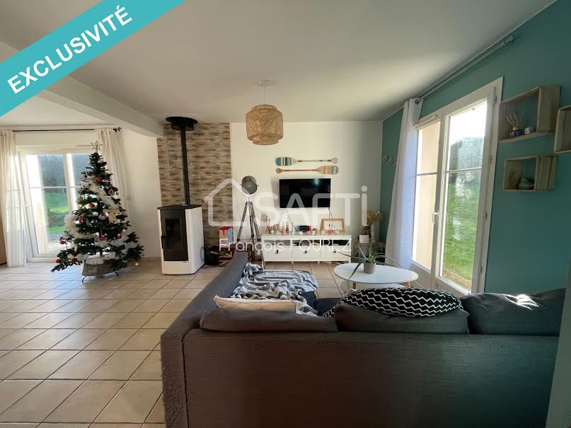 Vente maison 7 pièces 122 m² à Sainte-cecile (50800), 199 900 €