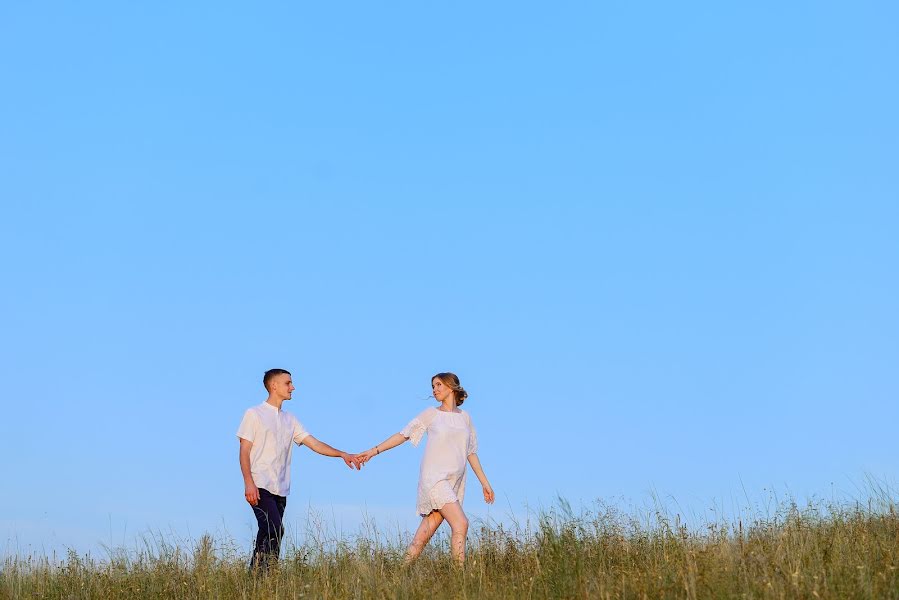 Fotografo di matrimoni Vladimir Dmitrovskiy (vovik14). Foto del 24 settembre 2019