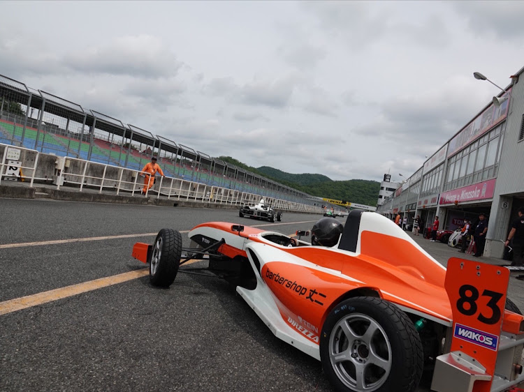 ジョージさんが投稿したフォーミュラエンジョイ・岡山国際サーキット・岡山チャレンジカップレース・レプリスポーツに関するカスタム事例の投稿画像3枚目