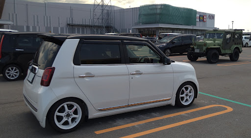 N One Jg1のホイール交換 みんなでつくろうホイール図鑑 Rays Gramlights 57maximum 白ホイール に関するカスタム メンテナンスの投稿画像 車のカスタム情報はcartune