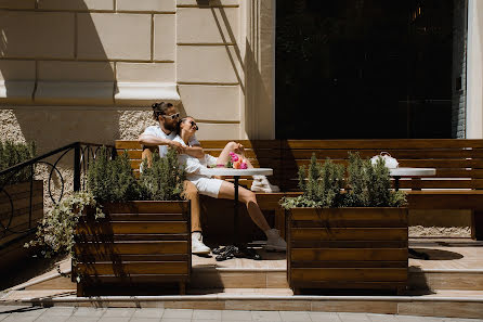 Wedding photographer Viktoriya Chayka (larumph). Photo of 15 June 2022