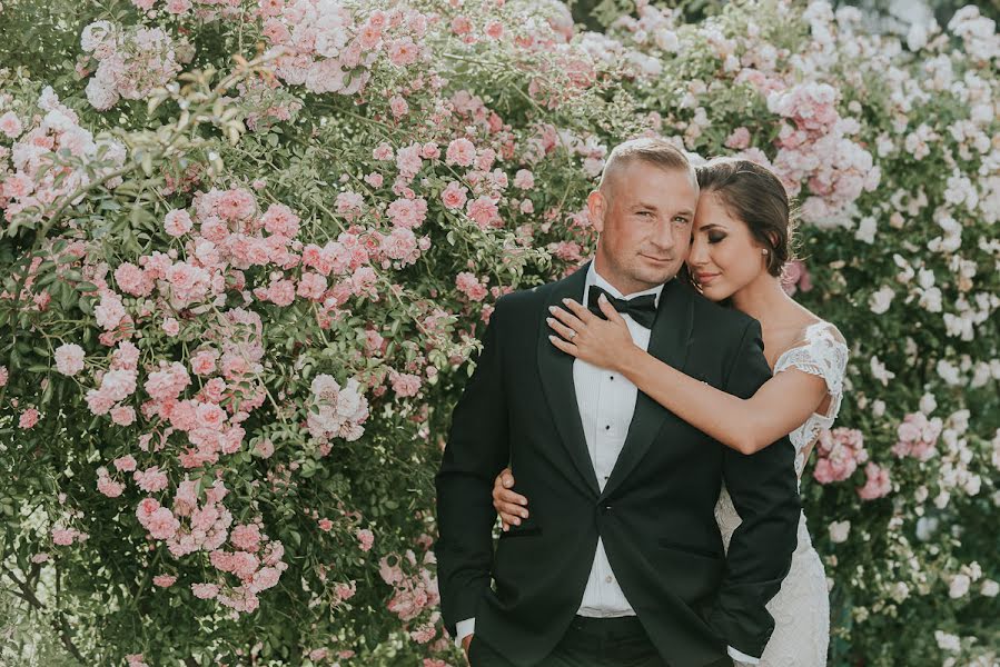 Wedding photographer Dan Pázmány (sarafoto). Photo of 30 April 2019