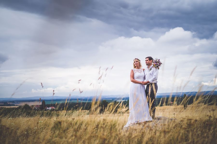 Bryllupsfotograf Jakub Štěpán (jakubstepan). Bilde av 21 desember 2019