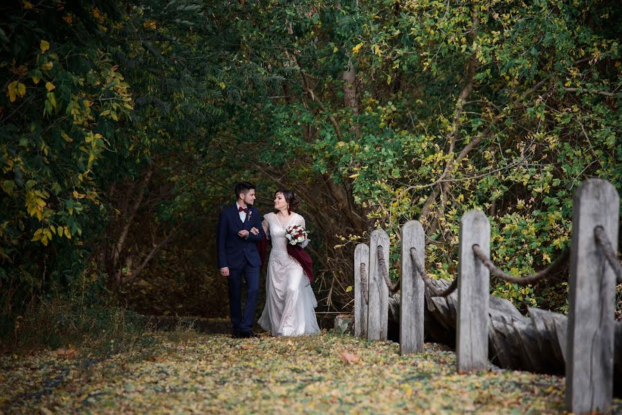 Fotógrafo de casamento Sergey Otkidach (otkidach). Foto de 31 de janeiro 2020