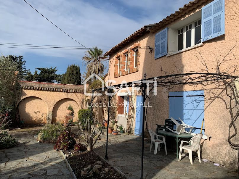 Vente maison 11 pièces 330 m² à Carqueiranne (83320), 1 350 000 €