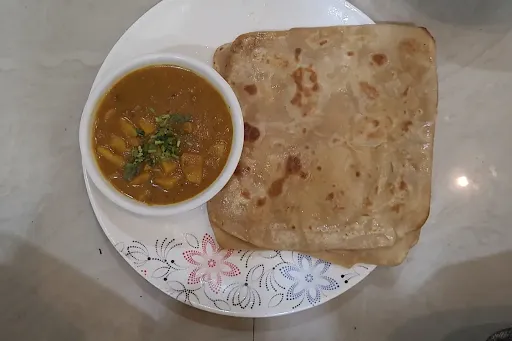 2 Chapati With Aloo Curry