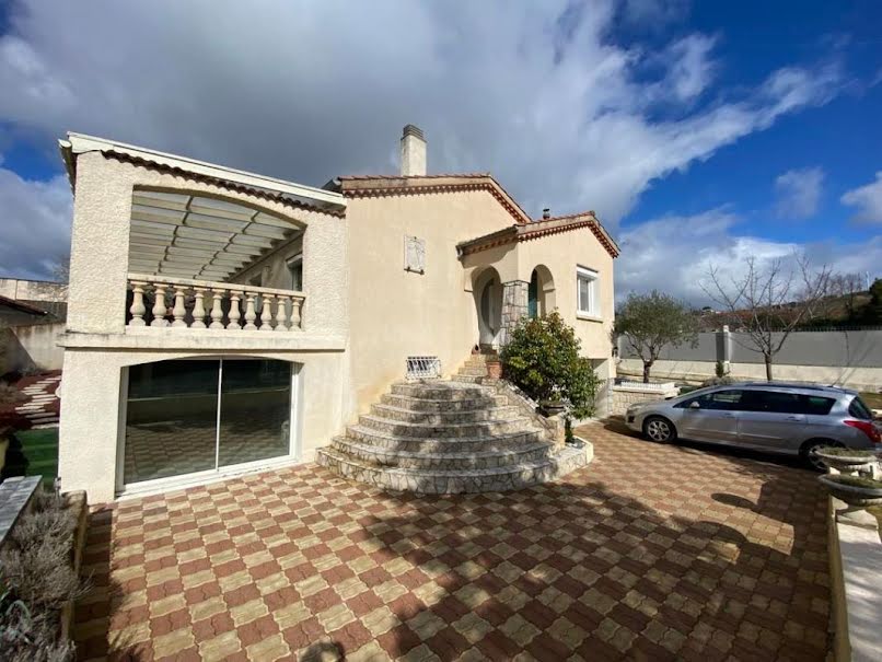 Location  villa 4 pièces 147 m² à Castres (81100), 935 €