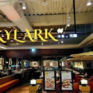 Skylark 洋食．芳鄰(東湖康寧店)