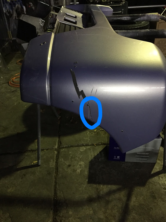 プレオのDIY・またヒューズ飛んだ*\(^o^)/*・パテ埋め・追加メーター移動に関するカスタム事例の投稿画像1枚目