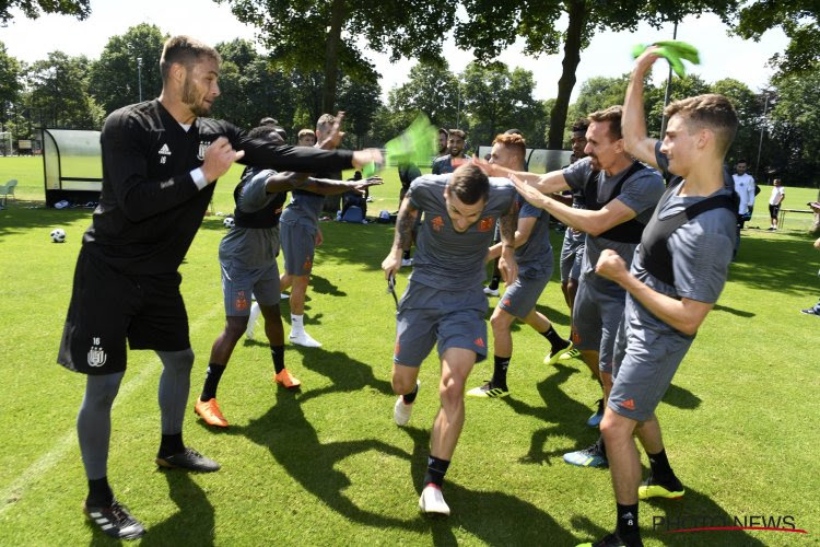 Anderlecht en zijn nieuwe shirt? Een tipje van de sluier is alvast gelicht