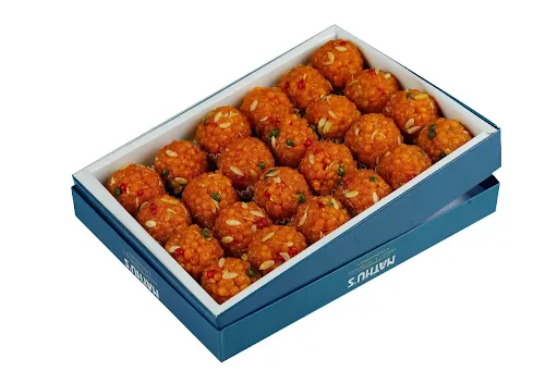 Moti Boondi Laddu - Dry Fruits