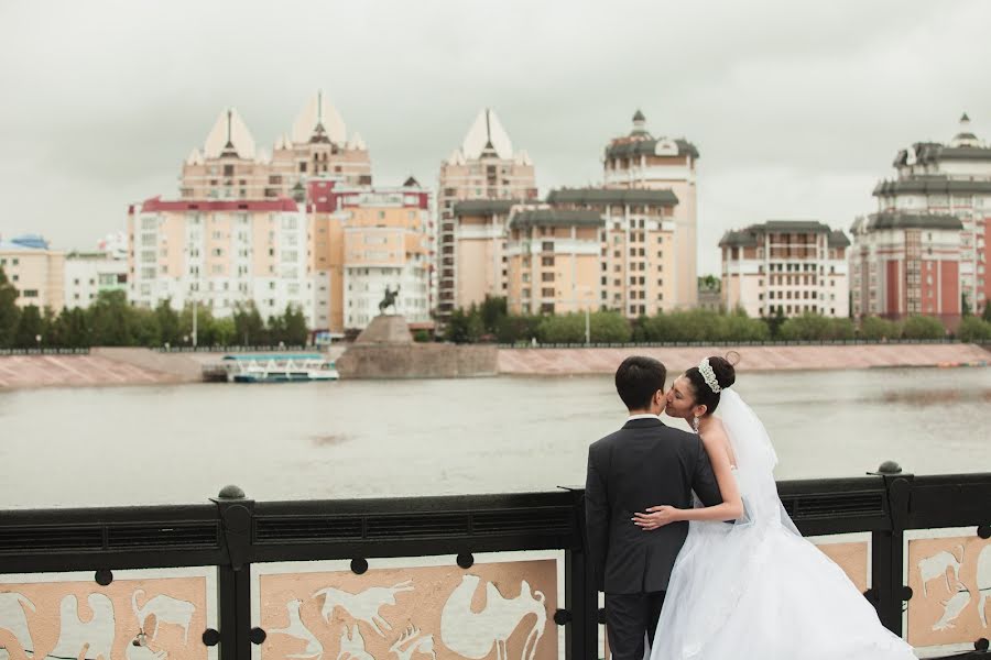 結婚式の写真家Baltabek Kozhanov (blatabek)。2015 2月21日の写真