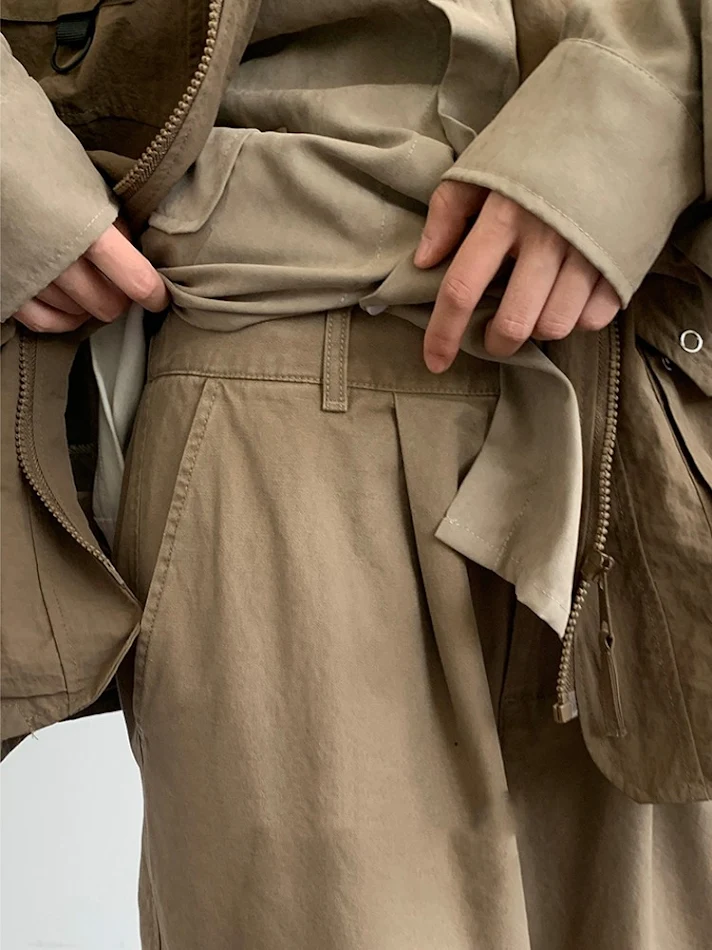 Vintage Wide Leg Basic Workwear Pants. Comfortable and versatile pants for women, perfect for work or everyday wear, tim